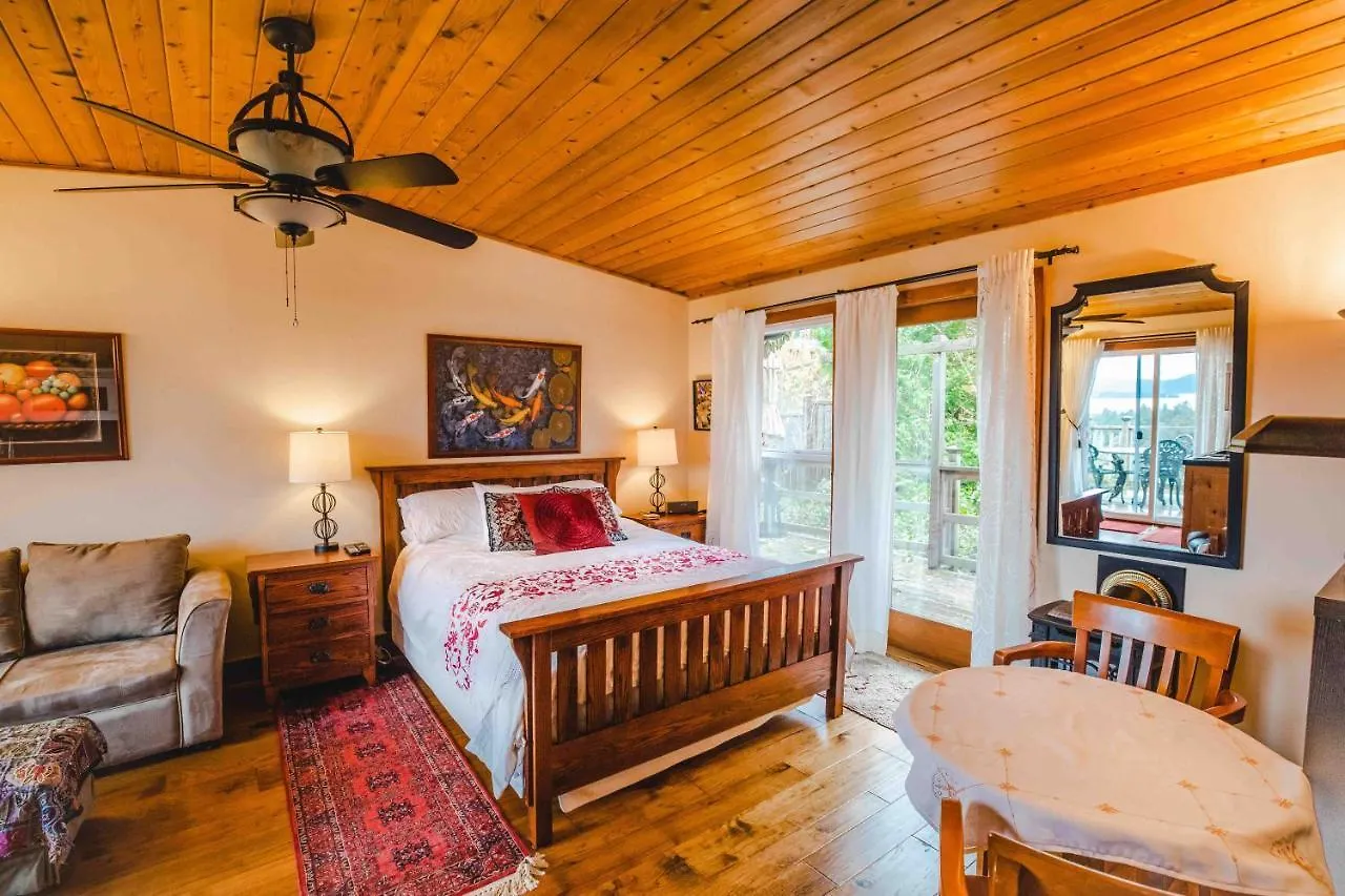 Morningside Garden Suite Ganges Bed & Breakfast